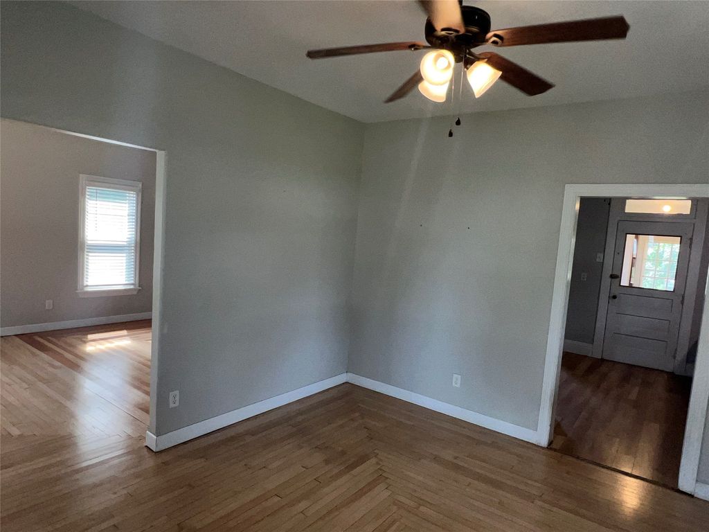 309 E State Street, Baxter, IA 50028