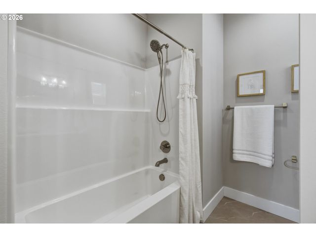 722 Se 34TH St, Battle Ground, WA 98604