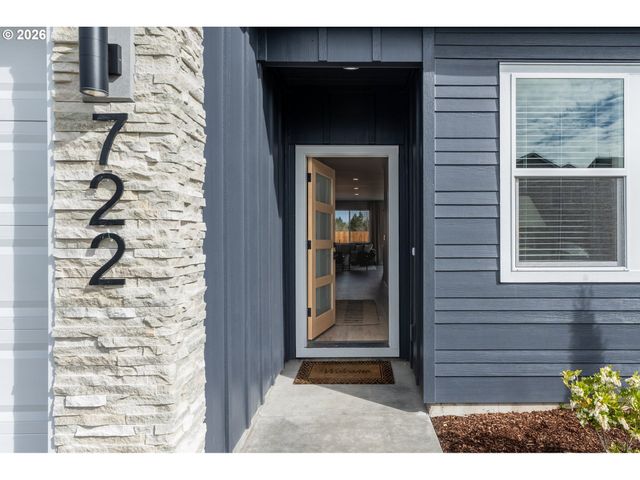 722 Se 34TH St, Battle Ground, WA 98604