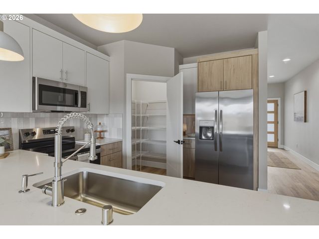 722 Se 34TH St, Battle Ground, WA 98604