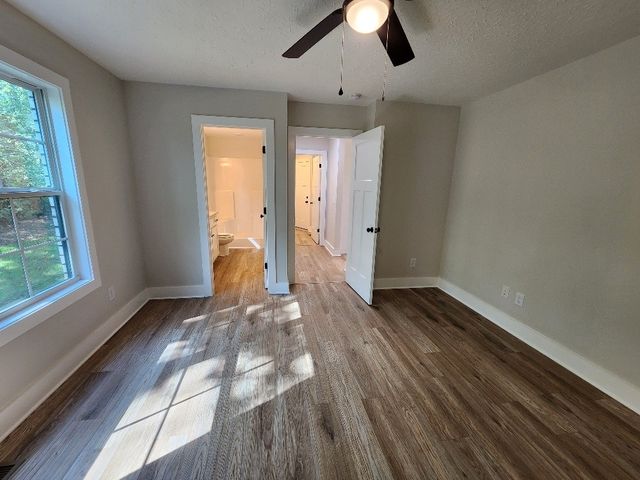 215 Scenic Ln, Hartsville, TN 37074