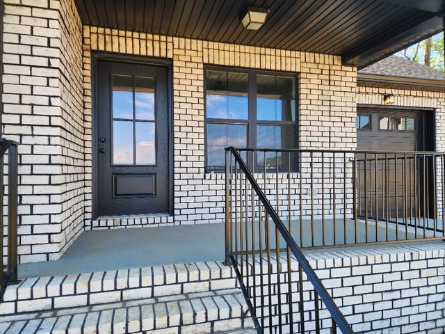 215 Scenic Ln, Hartsville, TN 37074