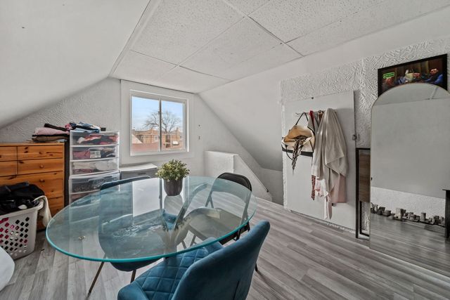 5805 S Kilbourn Avenue, Chicago, IL 60629