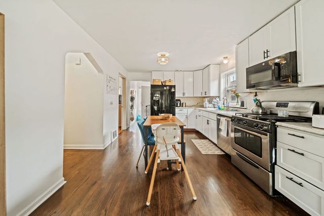 5805 S Kilbourn Avenue, Chicago, IL 60629