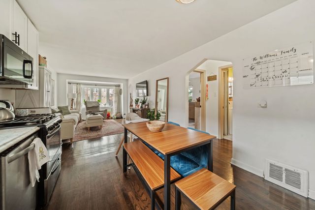 5805 S Kilbourn Avenue, Chicago, IL 60629