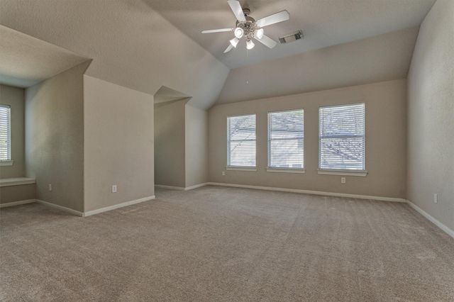 34 Pawprint Place, The Woodlands, TX 77382