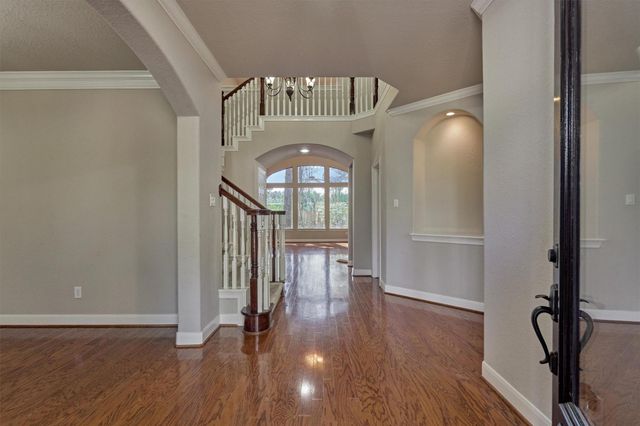 34 Pawprint Place, The Woodlands, TX 77382