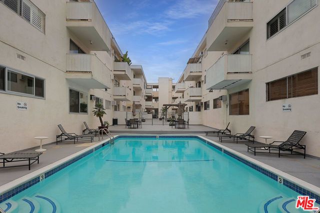 960 Larrabee Street 218, West Hollywood, CA 90069