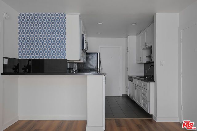 960 Larrabee Street 218, West Hollywood, CA 90069