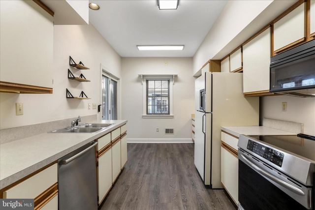 13404 ARBOR DR, Hagerstown, MD 21742