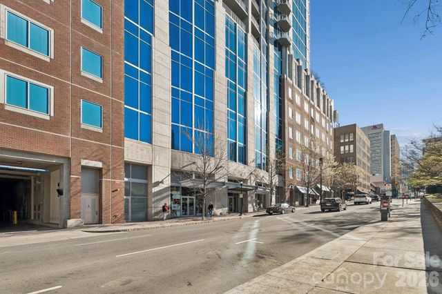 210 N Church Street 2708, Charlotte, NC 28202