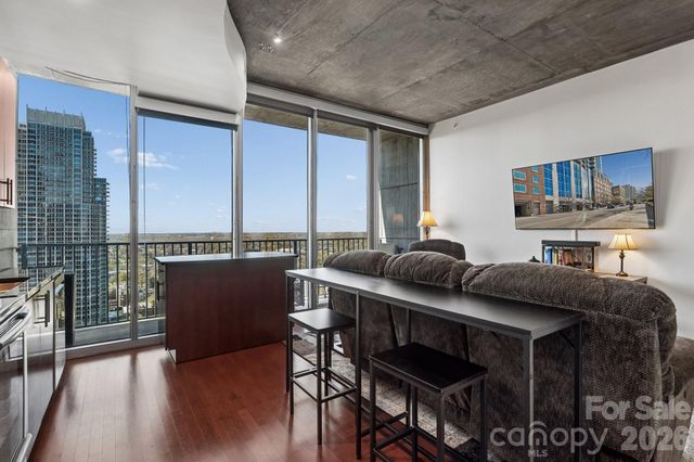 210 N Church Street 2708, Charlotte, NC 28202