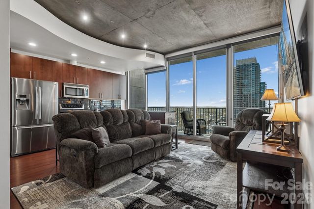 210 N Church Street 2708, Charlotte, NC 28202