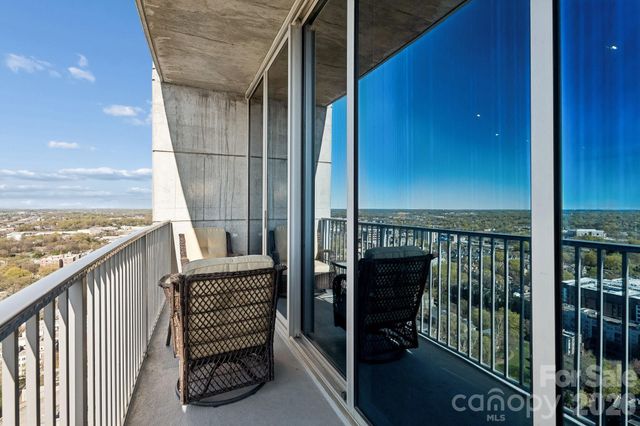 210 N Church Street 2708, Charlotte, NC 28202