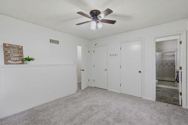 18719 Gateway Drive, Independence, MO 64057