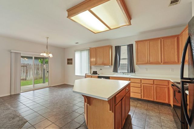 1692 Solaro Way, Manteca, CA 95336