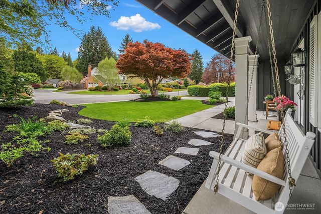 3819 204th Avenue NE, Sammamish, WA 98074