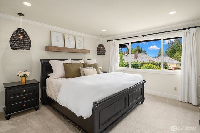 3819 204th Avenue NE, Sammamish, WA 98074