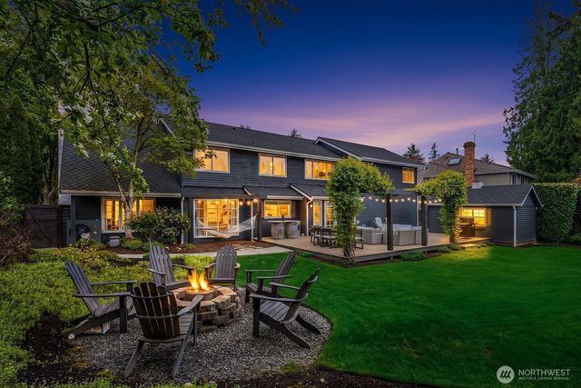 3819 204th Avenue NE, Sammamish, WA 98074