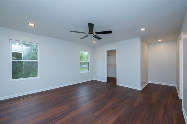 136 Moore Street, Wellford, SC 29385