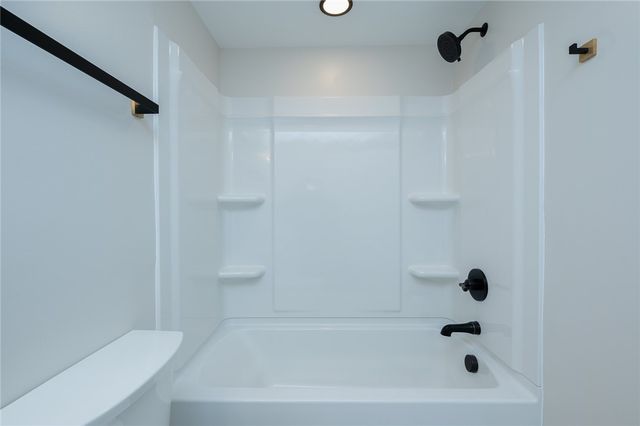 136 Moore Street, Wellford, SC 29385