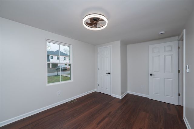 136 Moore Street, Wellford, SC 29385