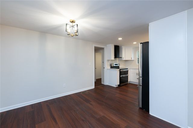 136 Moore Street, Wellford, SC 29385