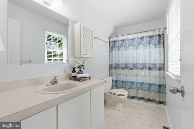 111 ELBERTA DR, North Wales, PA 19454