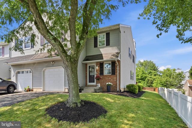 111 ELBERTA DR, North Wales, PA 19454