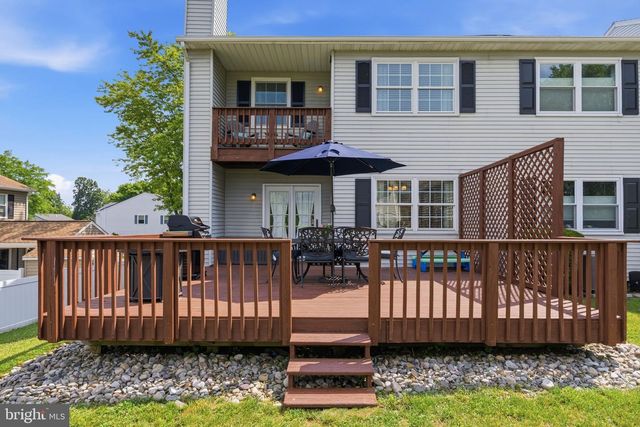 111 ELBERTA DR, North Wales, PA 19454