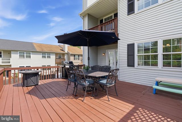 111 ELBERTA DR, North Wales, PA 19454