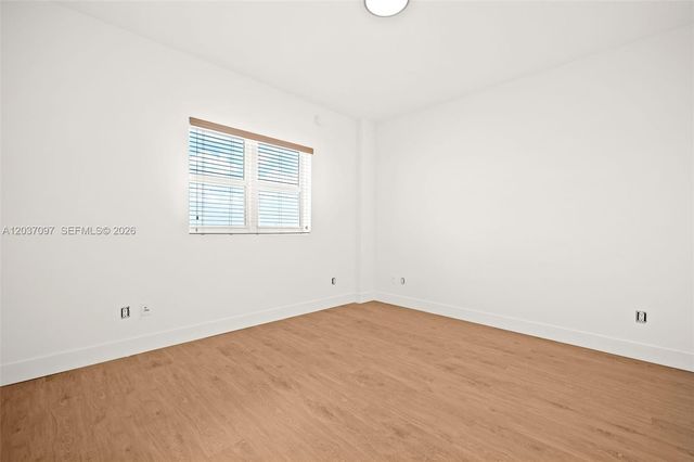 14951 Royal Oaks Ln 1001, North Miami, FL 33181