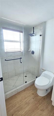 14951 Royal Oaks Ln 1001, North Miami, FL 33181
