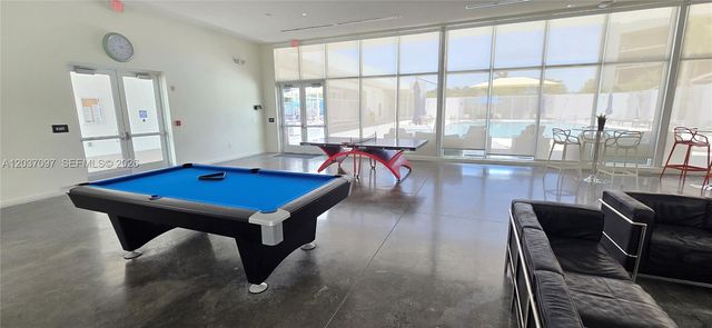 14951 Royal Oaks Ln 1001, North Miami, FL 33181