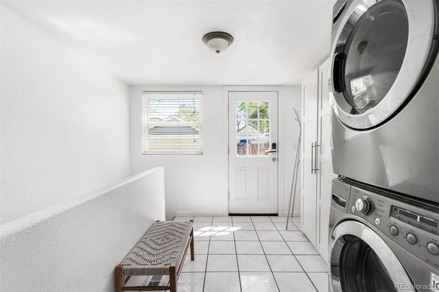 4876 Stuart Street, Denver, CO 80212