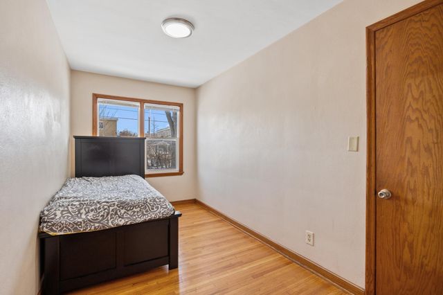 1594 Albemarle Street, Saint Paul, MN 55117