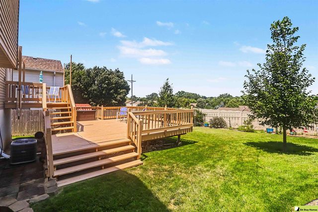 17516 Emiline Street, Omaha, NE 68136