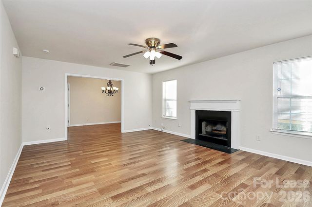 2134 Cindy Creek Lane, Charlotte, NC 28216