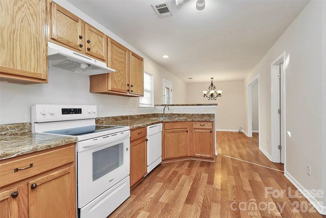 2134 Cindy Creek Lane, Charlotte, NC 28216