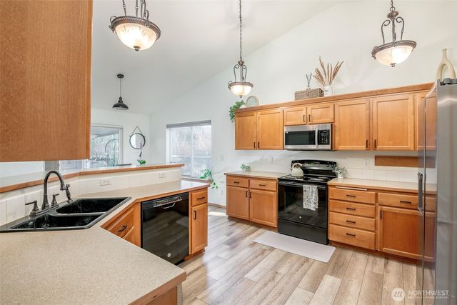 1405 NE Riddell Avenue, Orting, WA 98360
