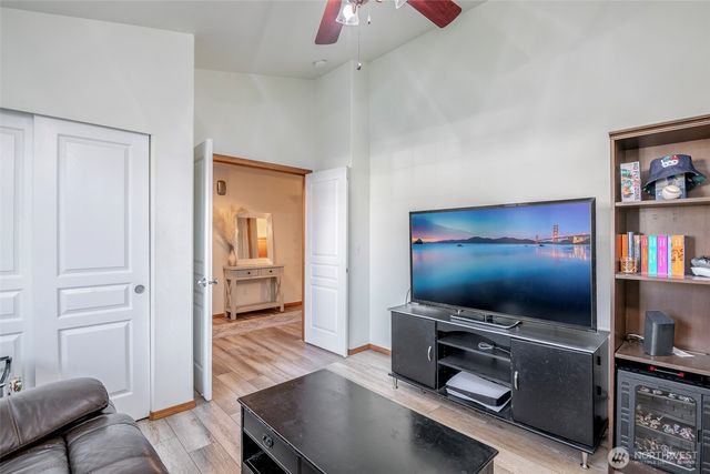 1405 NE Riddell Avenue, Orting, WA 98360