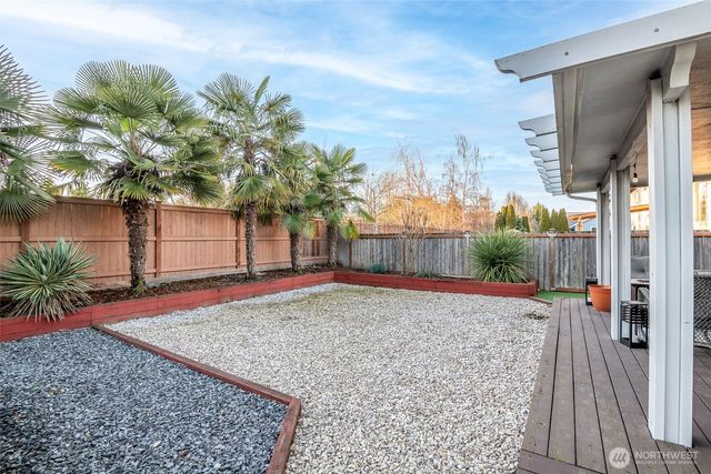 1405 NE Riddell Avenue, Orting, WA 98360