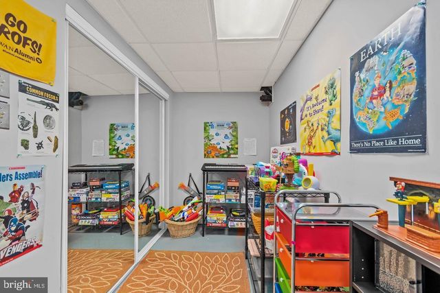 1003 MULBERRY CT, Marlton, NJ 08053