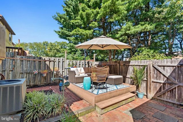 1003 MULBERRY CT, Marlton, NJ 08053