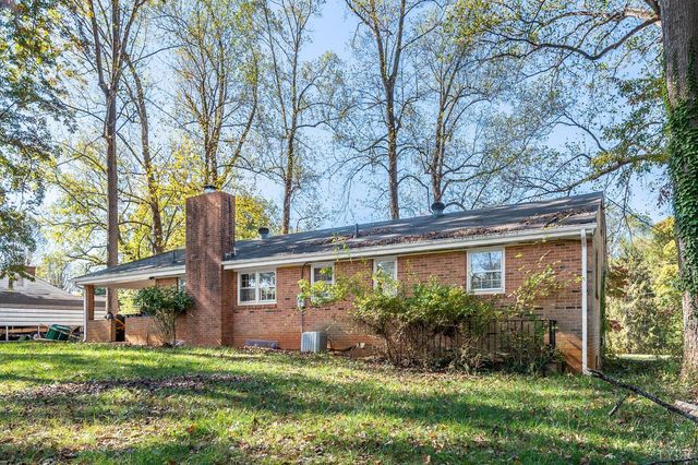 95 Pine Dr, Lynchburg, VA 24502