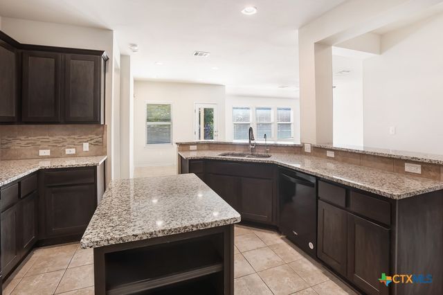 105 Leather Oak Loop, San Marcos, TX 78666