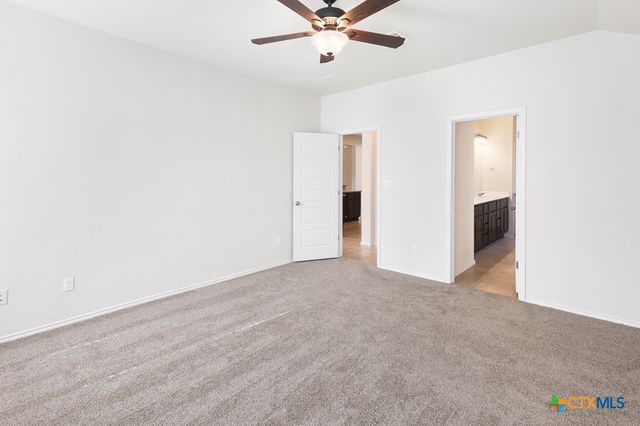 105 Leather Oak Loop, San Marcos, TX 78666