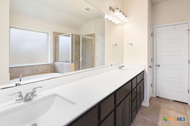 105 Leather Oak Loop, San Marcos, TX 78666