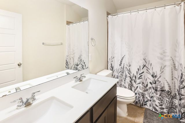 105 Leather Oak Loop, San Marcos, TX 78666