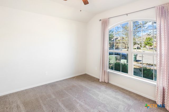 105 Leather Oak Loop, San Marcos, TX 78666